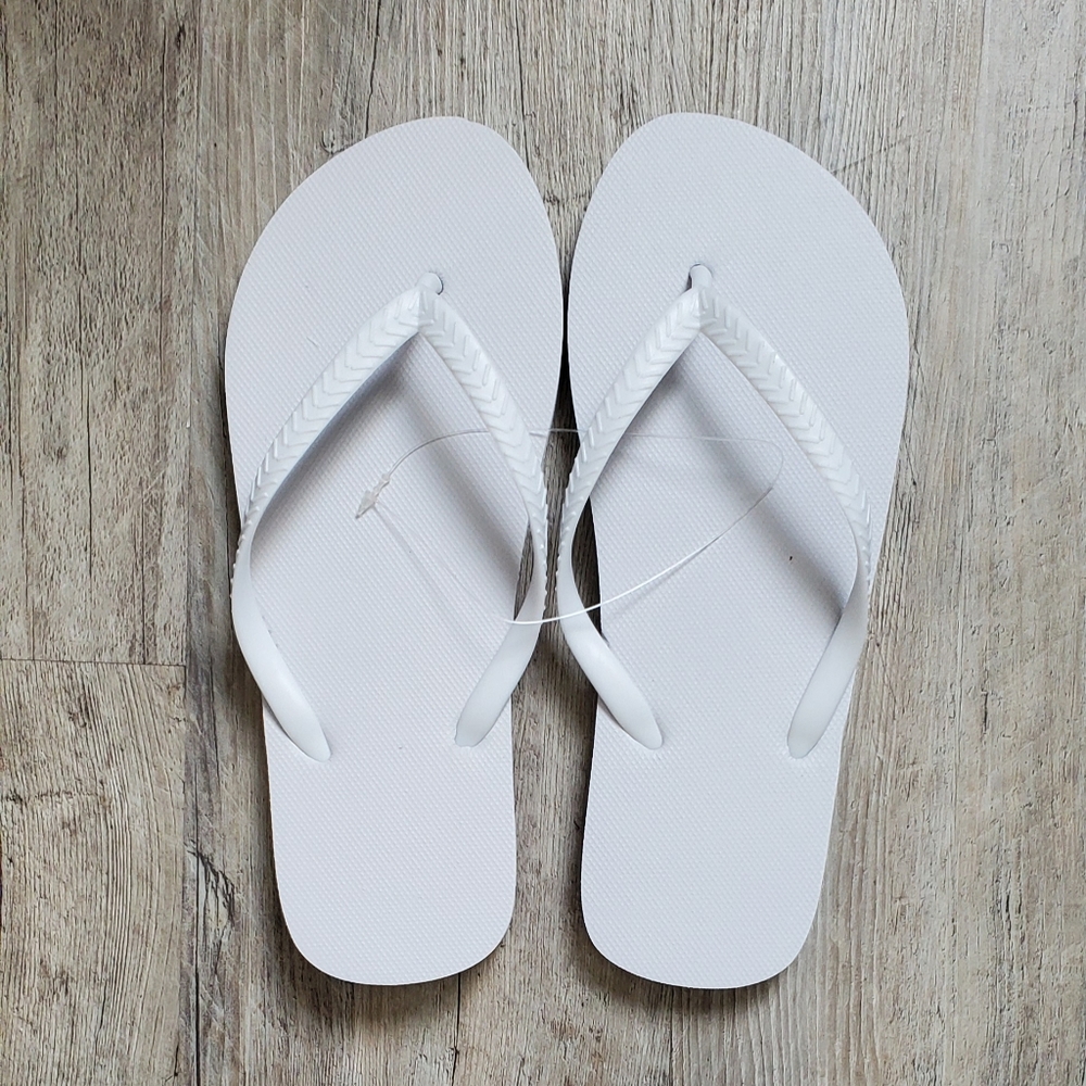 White Flip Flops - M